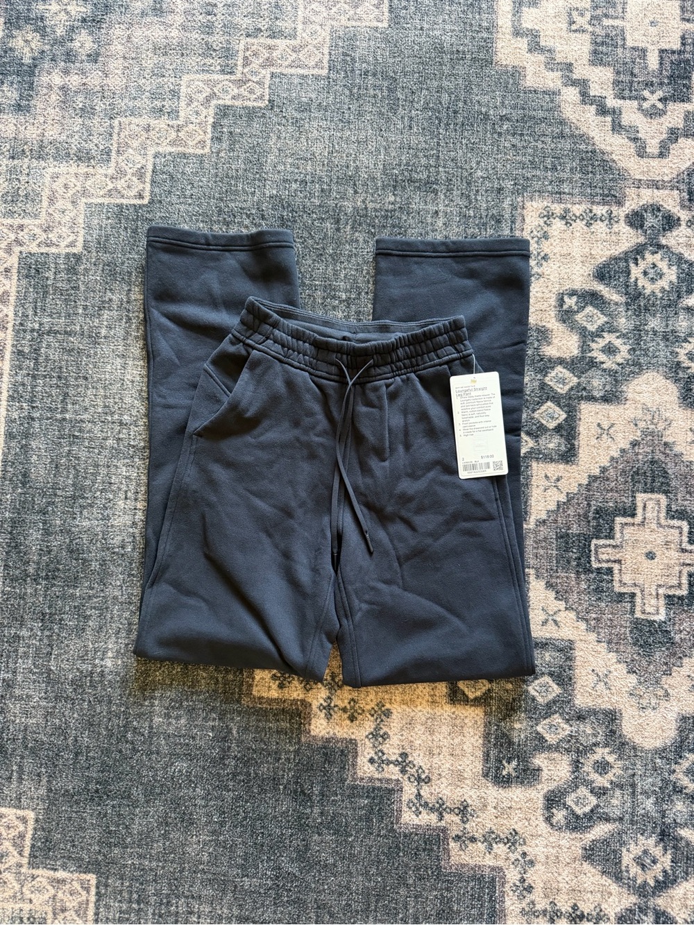 Lululemon black lounge pant